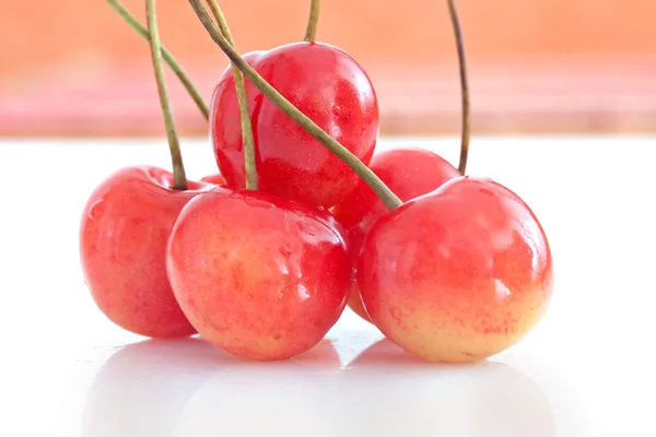 Körsbär söta och färsk frukt hälsosam kost mat — Stockfoto