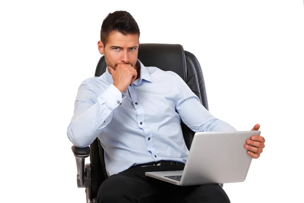 Portret van een zakenman met laptop — Stockfoto