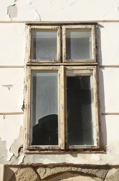 Zepsute okno — Zdjęcie stockowe