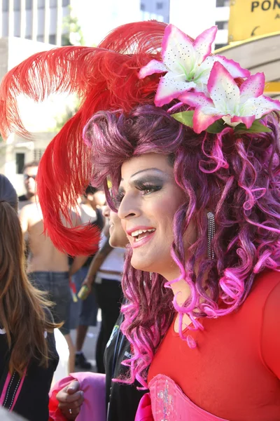 Trascina la regina sulla parata gay a San Paolo — Foto Stock