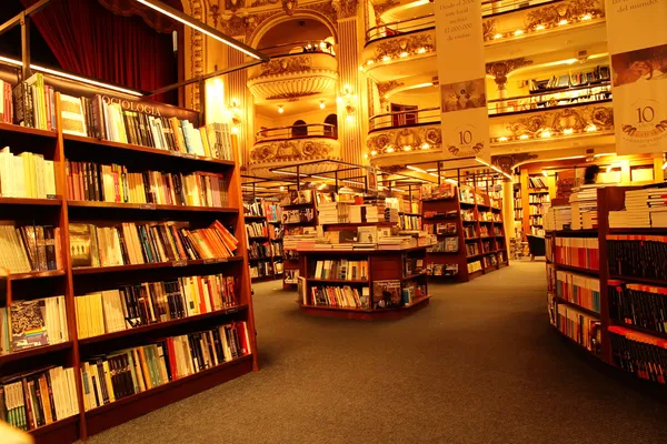 Buchhandlung in buenos aires lizenzfreie Stockfotos
