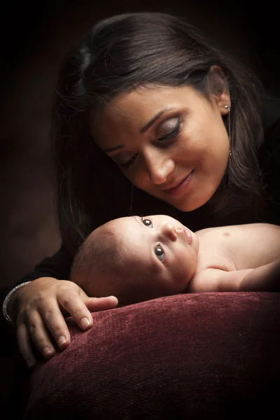 Attractive Ethnic Woman with Her Newborn Baby — Stock Photo, Image