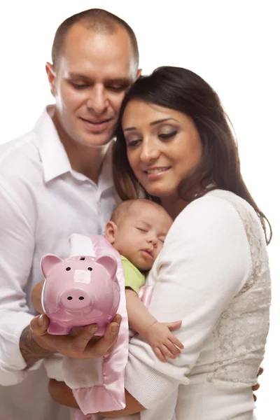 Jovens pais de raça mista com bebê segurando Piggy Bank — Fotografia de Stock