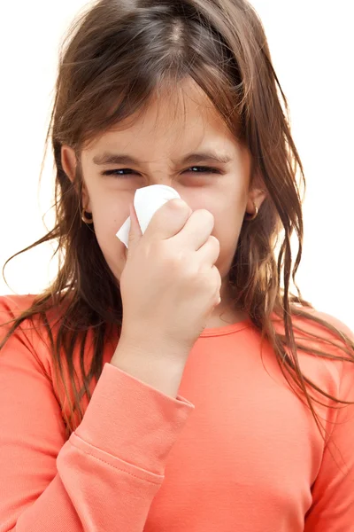 Menina hispânica que sofre de gripe isolada no branco — Fotografia de Stock