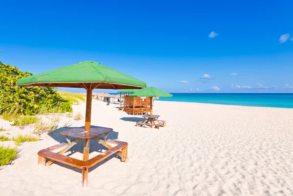 Der schöne kubanische strand von varadero — Stockfoto
