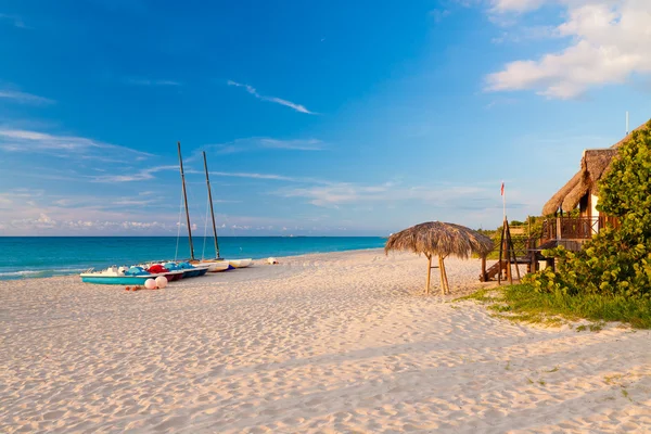 A gyönyörű tengerpart, Varadero, Kuba — Stock Fotó
