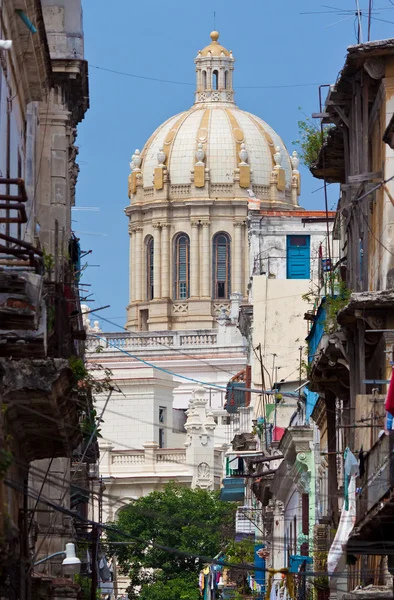 Здания Старой Гаваны — стоковое фото