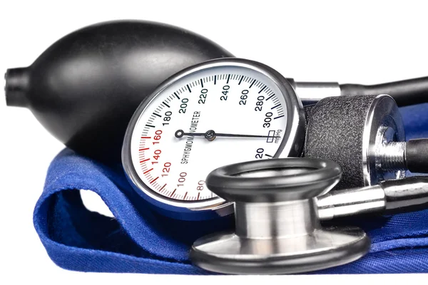 Blodtrycksmätare och stetoskop — Stockfoto