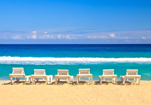 Den kubanska stranden i varadero på en sommardag — Stockfoto