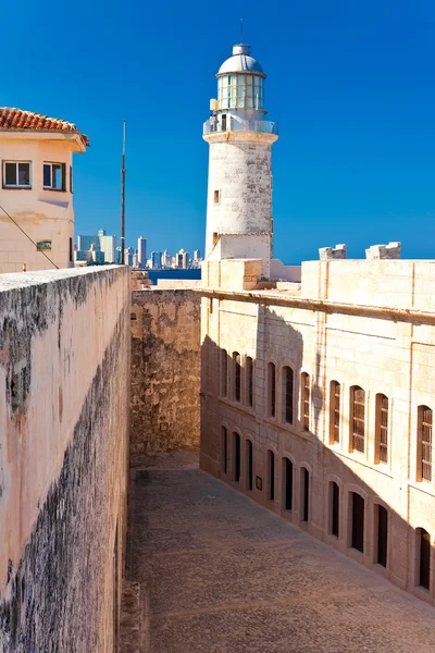 El famoso castillo de El Morro, símbolo de La Habana — Foto de Stock