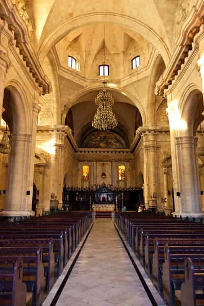 Interiören i katedralen i Havanna — Stockfoto