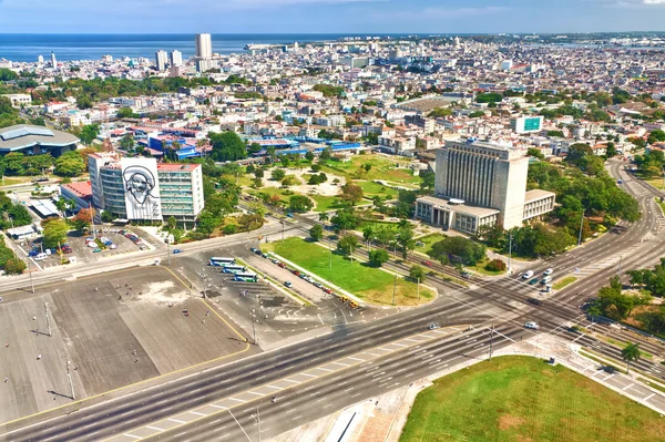 havana şehir meydanında devrim