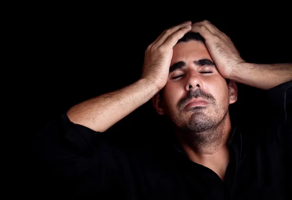 Portret van een jonge man gestresst en triest — Stockfoto
