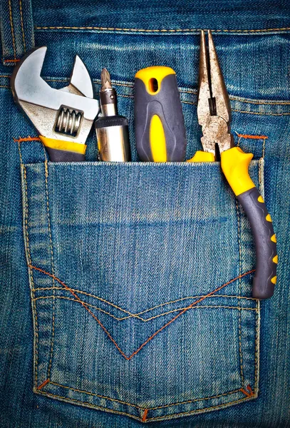 Ferramentas em um bolso de calças — Fotografia de Stock