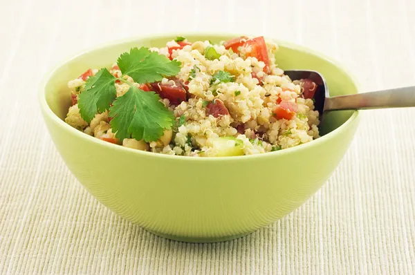 Sağlıklı quinoa salata Stok Resim