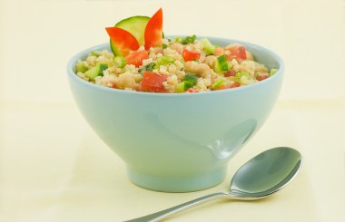 sağlıklı quinoa salata