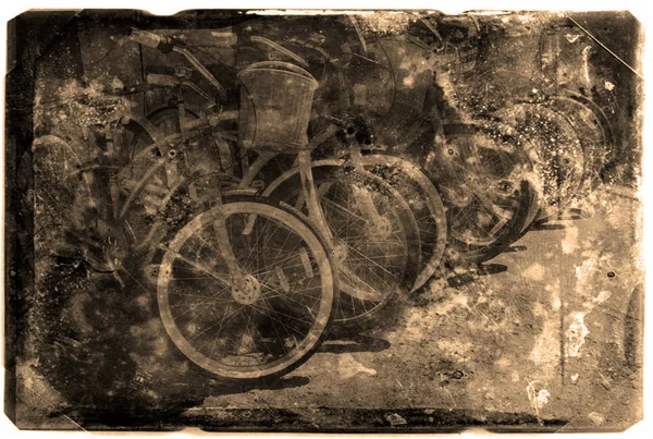 Vintage φωτογραφία του ποδήλατα σε μια σειρά — Φωτογραφία Αρχείου
