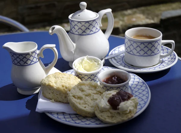전통적인 영국식 크림 티 — 스톡 사진