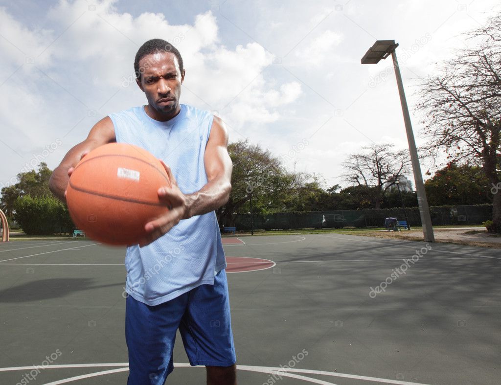 Basketball player passing the ball