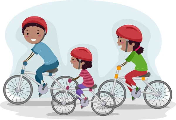 Famiglia in bicicletta insieme — Foto Stock