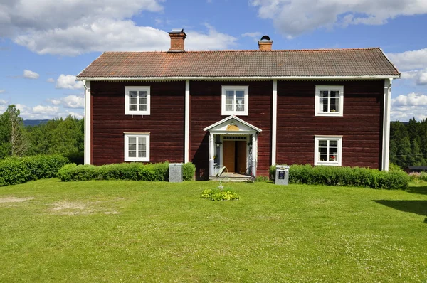 Casetta rossa in Svezia — Foto Stock