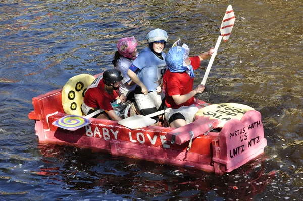 Funny boat race — Stock Photo, Image