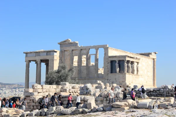 Aten, greecetourists besöka Akropolis — Stockfoto