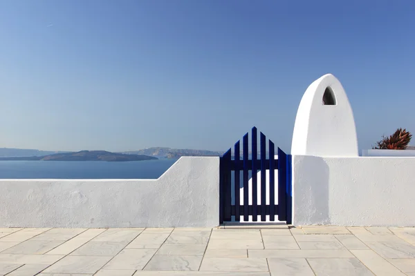 Klasická řecká architektura z ulic v oia — Stock fotografie