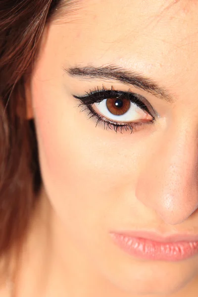 ตาของผู้หญิงที่สวยงาม — ภาพถ่ายสต็อก