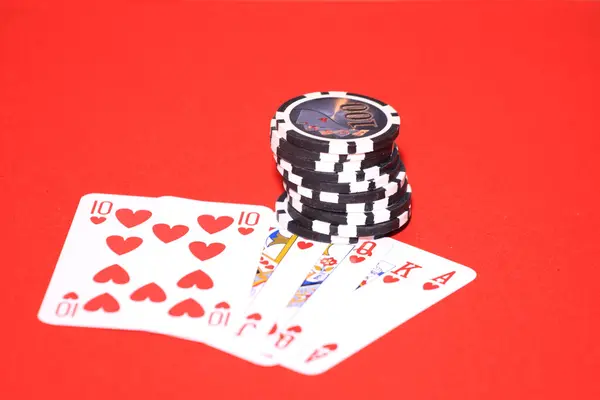 Gra w pokera na czerwono — Zdjęcie stockowe