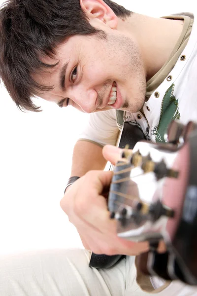 Homem com guitarra — Fotografia de Stock