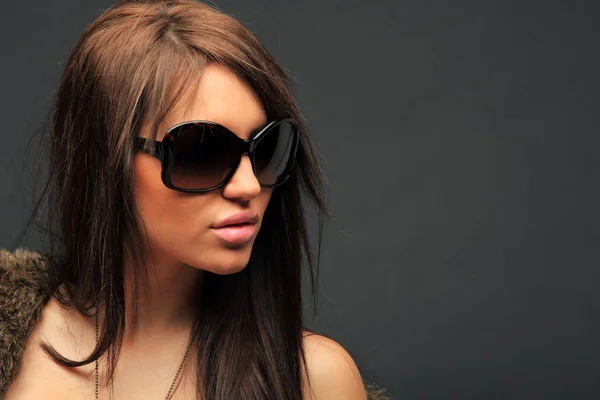 Beautiful long hair brunette woman portrait — Stock Photo, Image