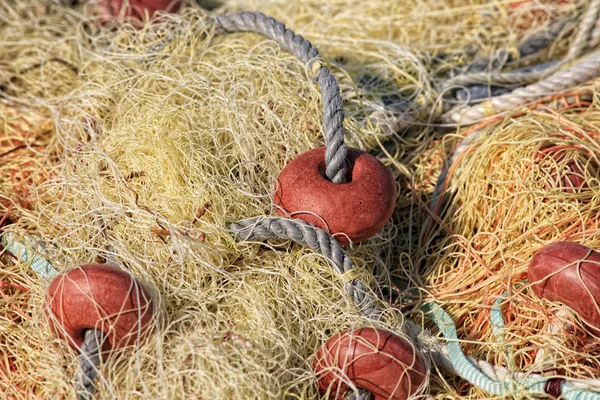 Balık ağları ve mücadele şamandıralar — Stok fotoğraf