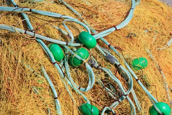 Balık ağları ve mücadele şamandıralar — Stok fotoğraf