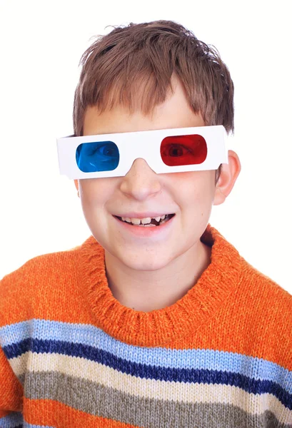 Νεαρό αγόρι που φοράει γυαλιά 3d — Φωτογραφία Αρχείου