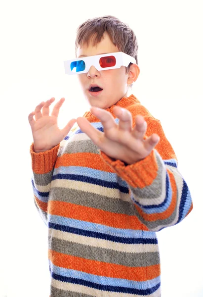 Child in 3d glasses has fear — Stock Photo, Image