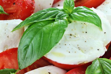 Caprese salatası 2