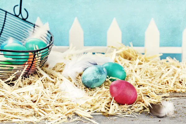 Rustikální velikonoční vajíčka — Stock fotografie