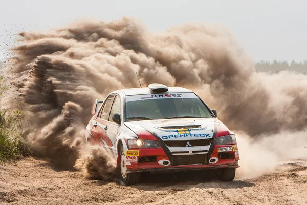 Meisterschaft der Ukraine, die Rallye kyiv rus lizenzfreie Stockbilder