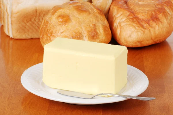 Pfund Butter mit Brot — Stockfoto