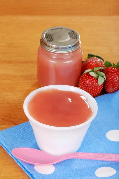 Top view strawberry baby food — Stock Photo, Image