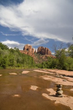 Katedral rock ve oak creek