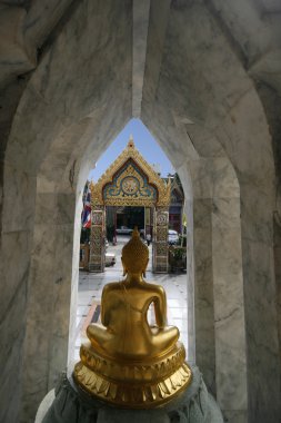 Tapınak kapıları
