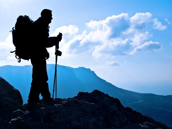 Escursionista in cima — Foto Stock