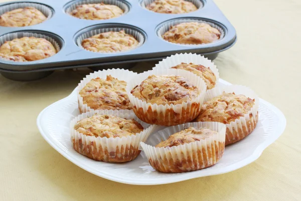 peynirli burger muffins