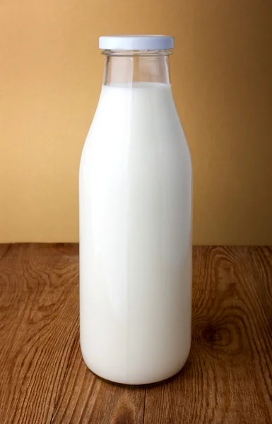 Fles melk — Stockfoto