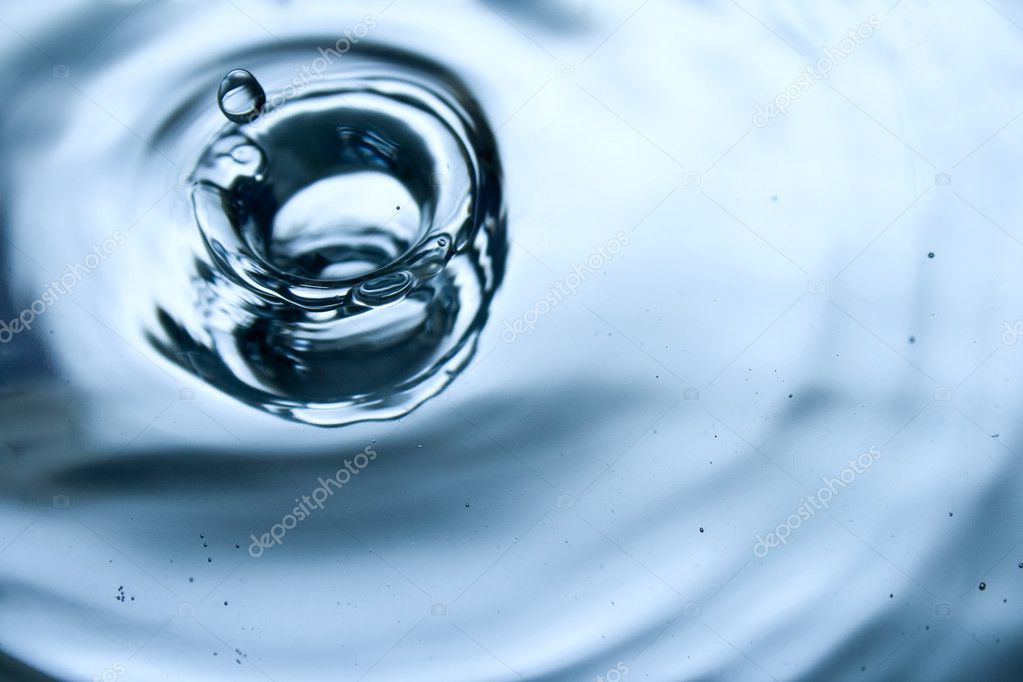 Капли Воды Стоковое Фото ©korovin 8140812