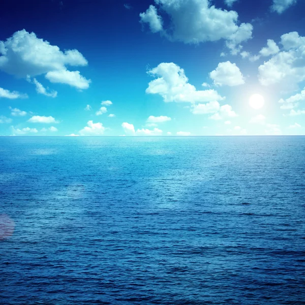 Gökyüzü ve deniz — Stok fotoğraf