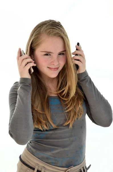 Menina loira um smartphone — Fotografia de Stock