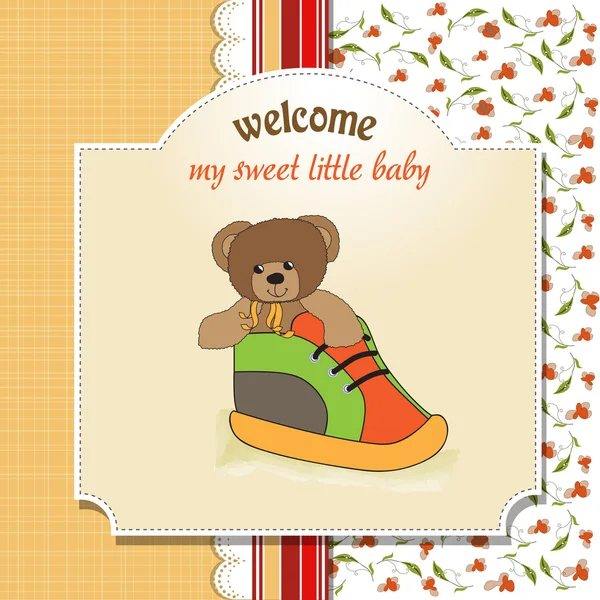 Cartão de chuveiro com ursinho escondido em um sapato — Fotografia de Stock